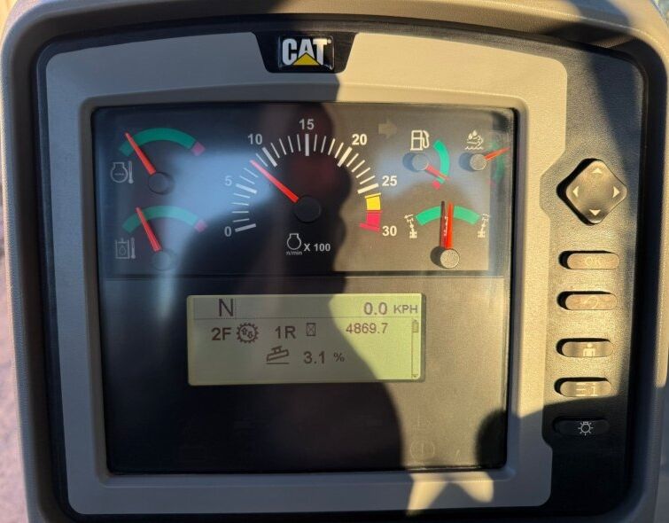 CATERPILLAR CATERPILLAR 12M3 AWD***IMMACULATE/REGISTERED***